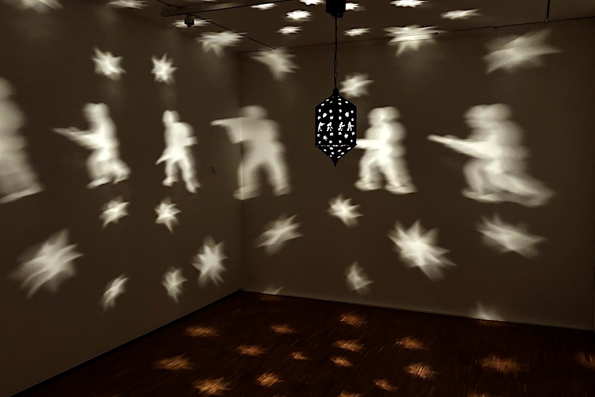 Onder hoogspanning: Mona Hatoum in Kunsthal Kade