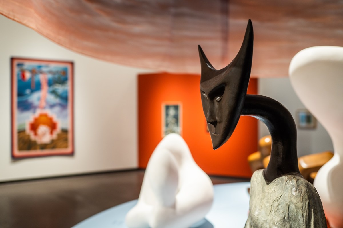 Van papieren vrouwen tot Maya-wezens: Surrealisme in Museum Arnhem